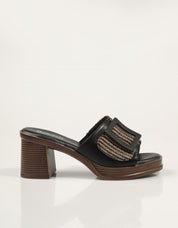 SANDALIAS REFRESH PALA HEBILLA NEGRO en color Negro