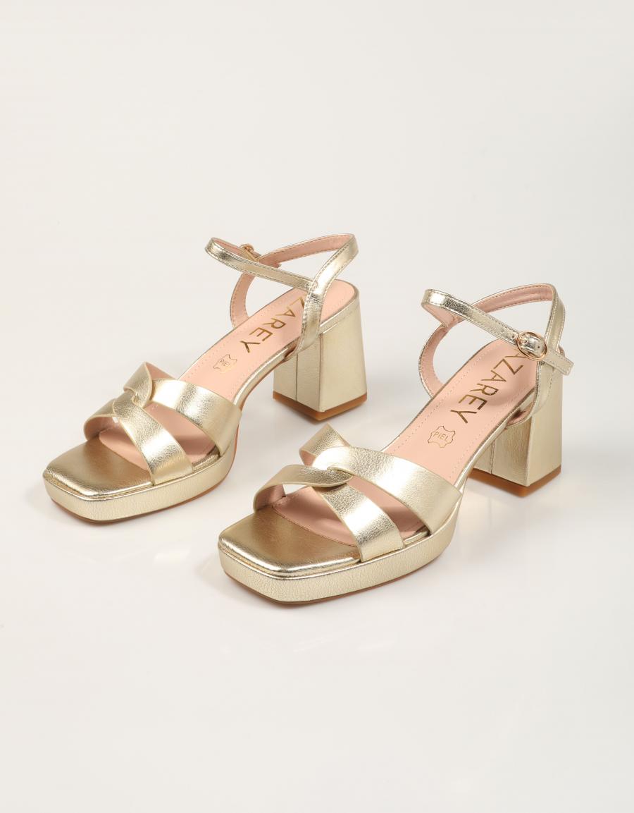 SANDALIAS AZAREY SANDALIA GOLD en color Oro