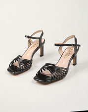 SANDALIAS AZAREY SANDALIA BLACK en color Negro