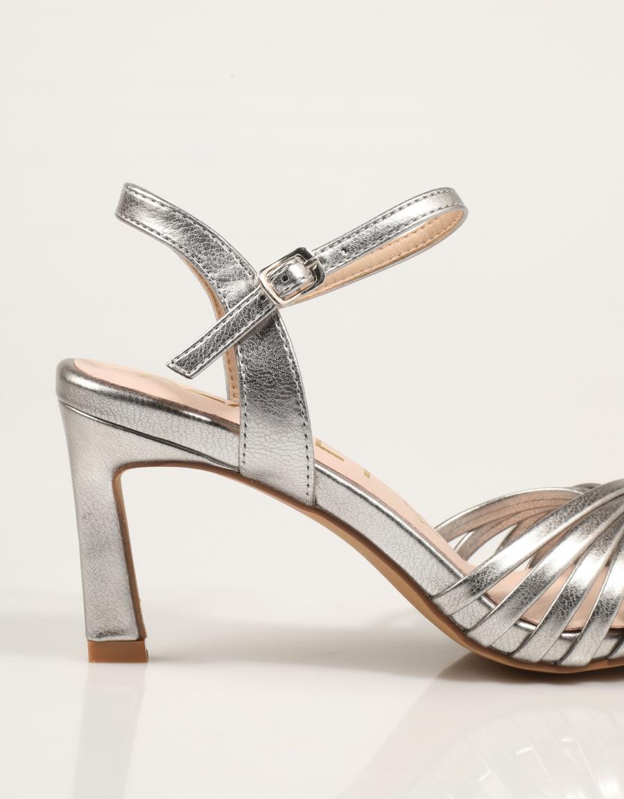SANDALIAS AZAREY SANDALIA SILVER en color Plata