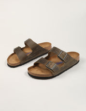 SANDALIAS BIRKENSTOCK ARIZONA SFB FADED KHAKI 1027039 en color Kaki