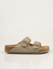 SANDALIAS BIRKENSTOCK ARIZONA FADED KHAKI 1032061 en color Kaki