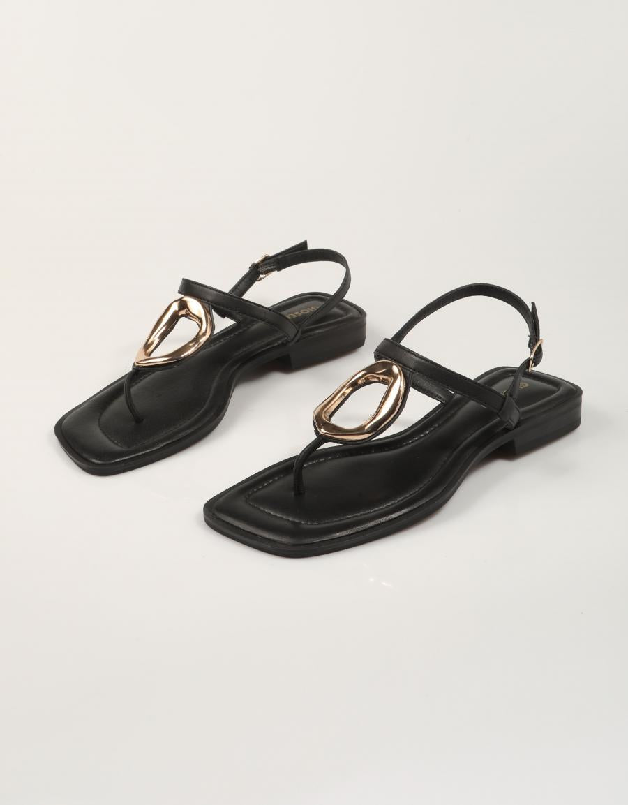 SANDALIAS GIOSEPPO MATTU NEGRO 792024 P en color Negro