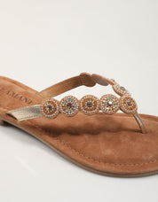 SANDALIAS LAZAMANI BEADS SMALL GOLD en color Beige
