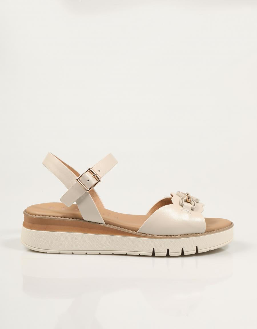 SANDALIAS LA REPO SANDALIA AVORIO en color Beige