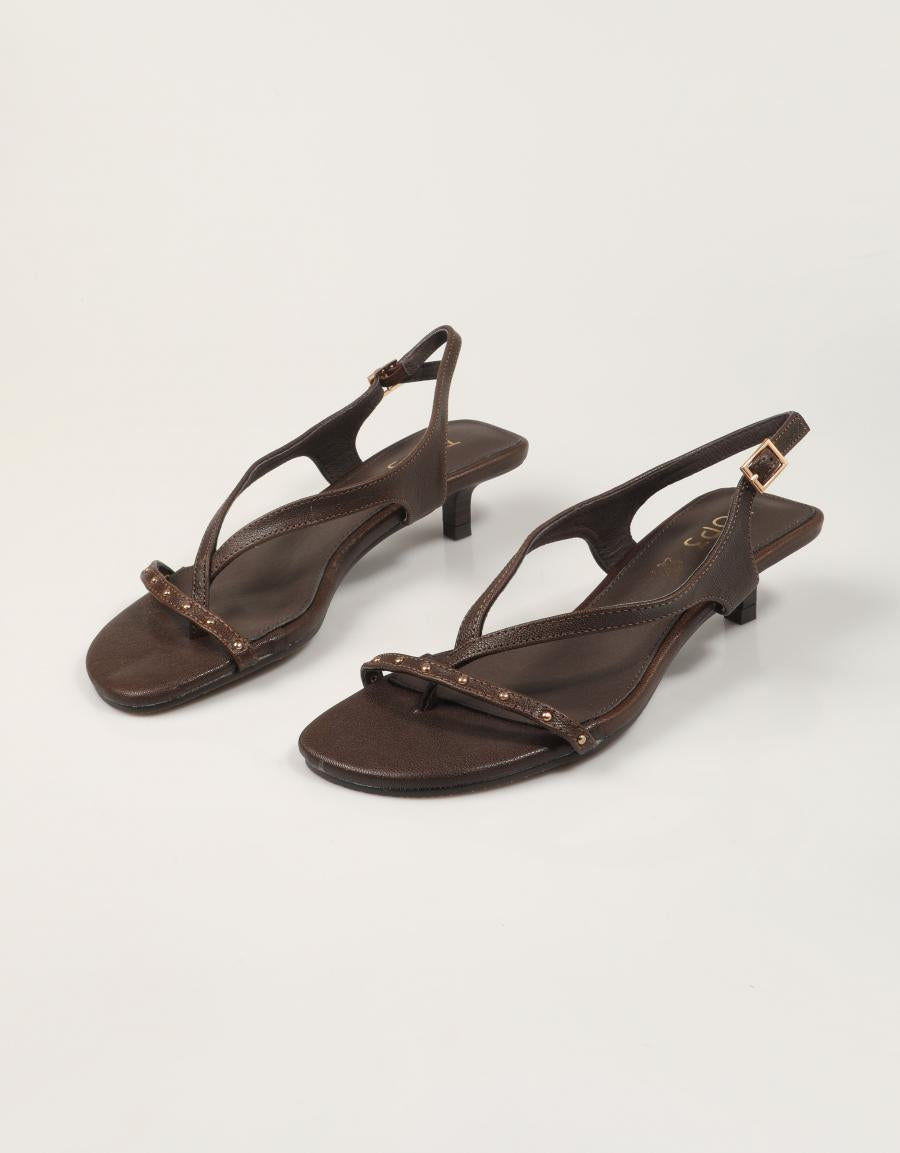 SANDALIAS TOP 3 SANDALIA TACON MOKA en color Marron