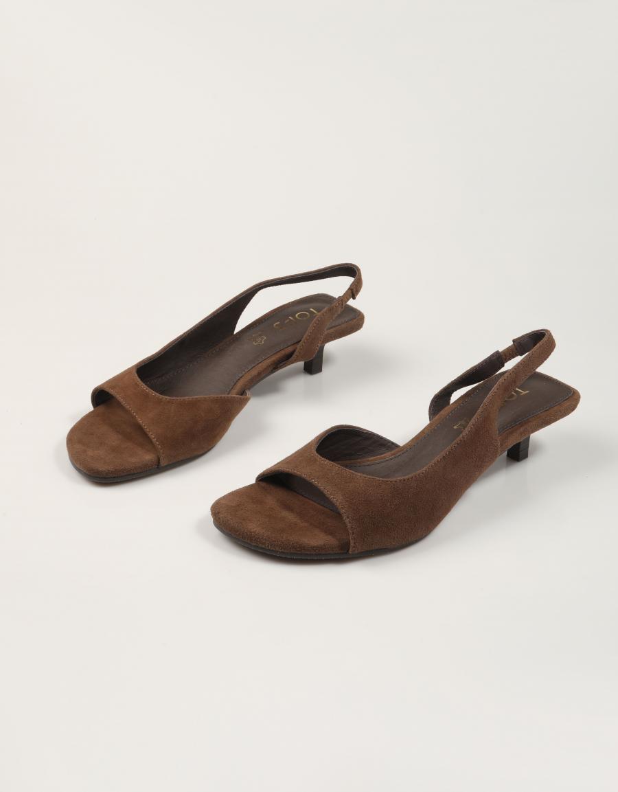 SANDALIAS TOP 3 SANDALIA TACON MOKA en color Marron