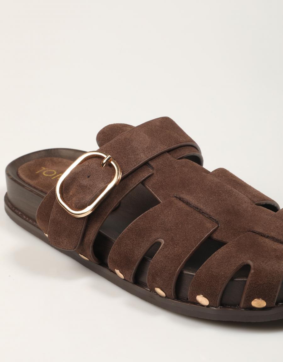 SANDALIAS TOP 3 ZUECO ROMANA MOKA en color Marron