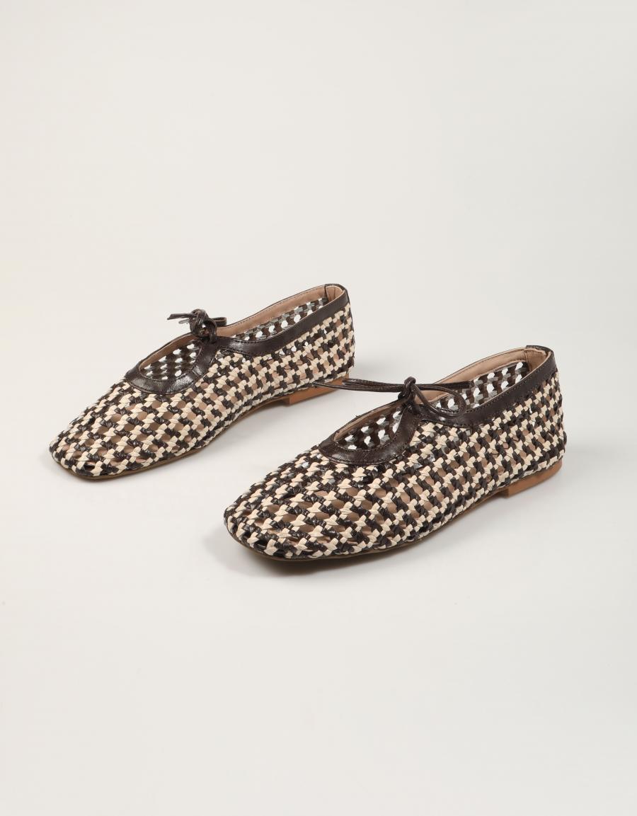 ZAPATOS SPORT TOP 3 BAILARINA TRENZADO MOKA en color Marron