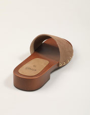 SANDALIAS EXE MADERA LISA TAUPE en color Taupe