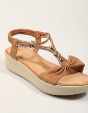 SANDALIAS EXE SANDALIA STRASS CAMEL en color Cuero