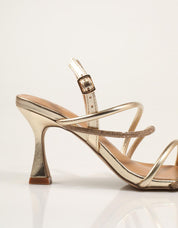 SANDALIAS EXE SANDALIA STRASS GOLD en color Oro