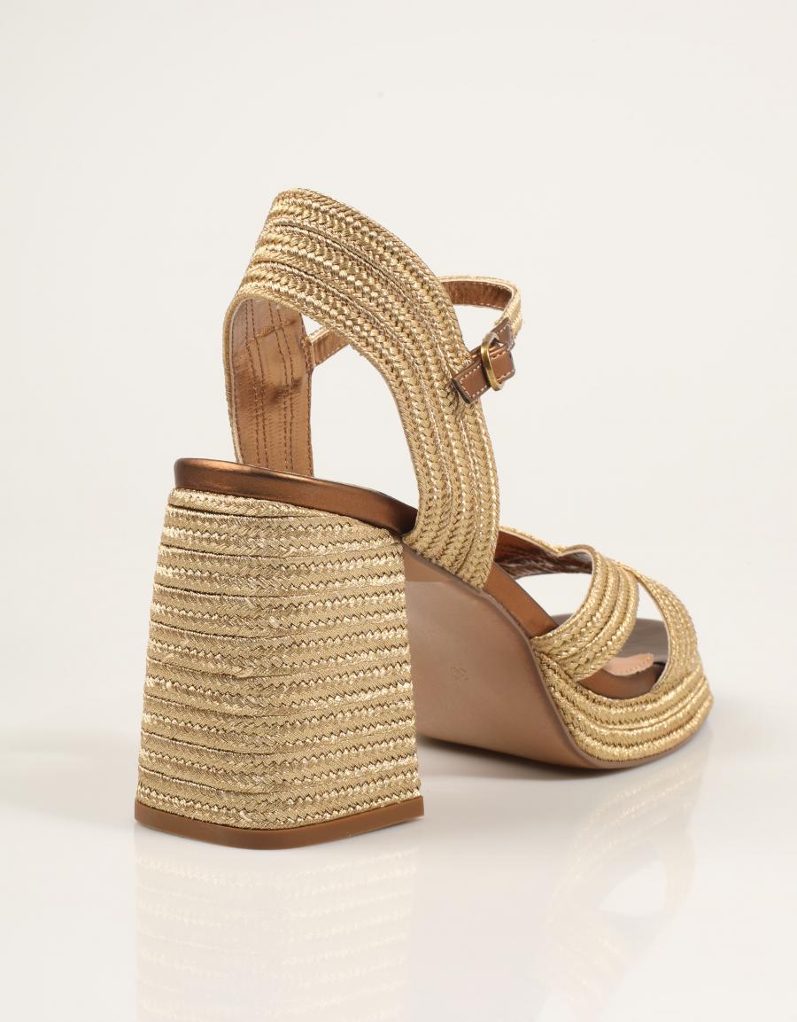 SANDALIAS EXE SANDALIA BRONZE en color Bronce