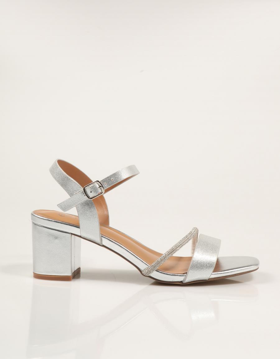 SANDALIAS EXE SANDALIA COGIDA SILVER en color Beige