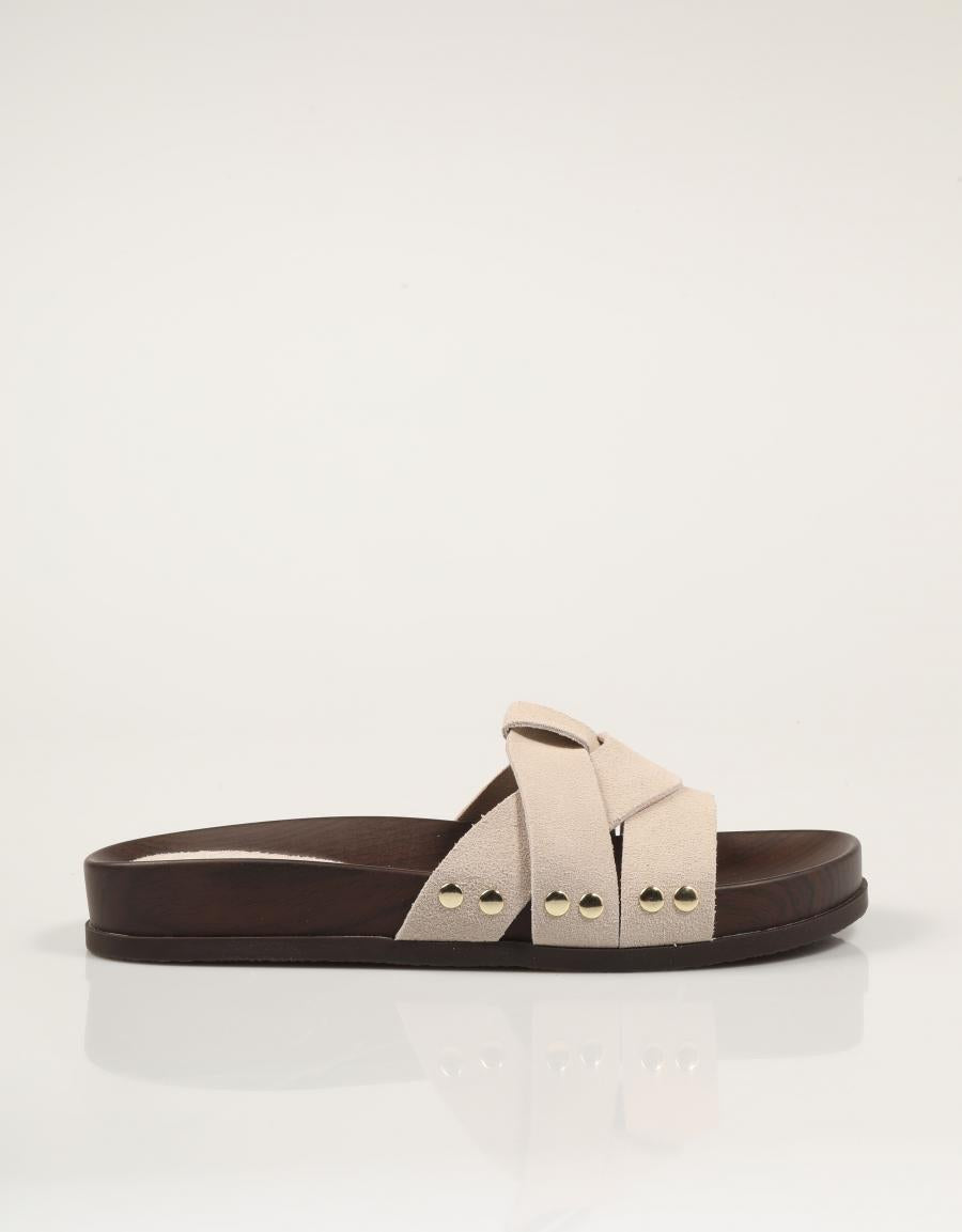 SANDALIAS CARMINA HILTON BIO PALA BEIGE en color Beige