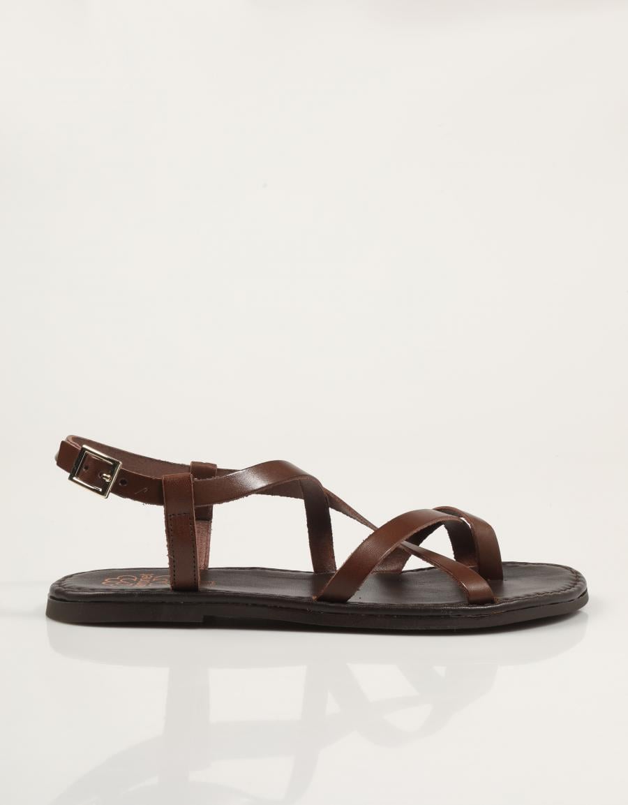 SANDALIAS PORRONET SANDALIA TIRAS MOKA en color Marron