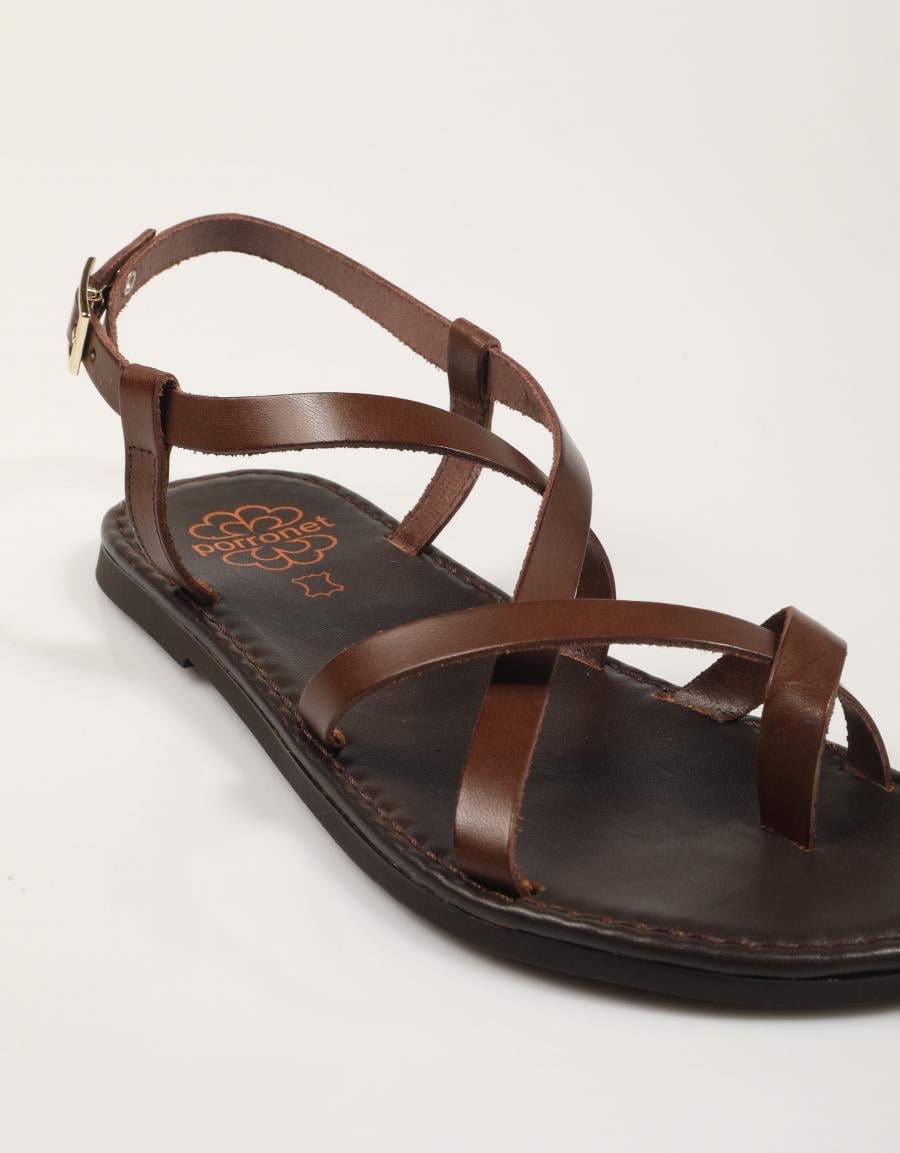 SANDALIAS PORRONET SANDALIA TIRAS MOKA en color Marron