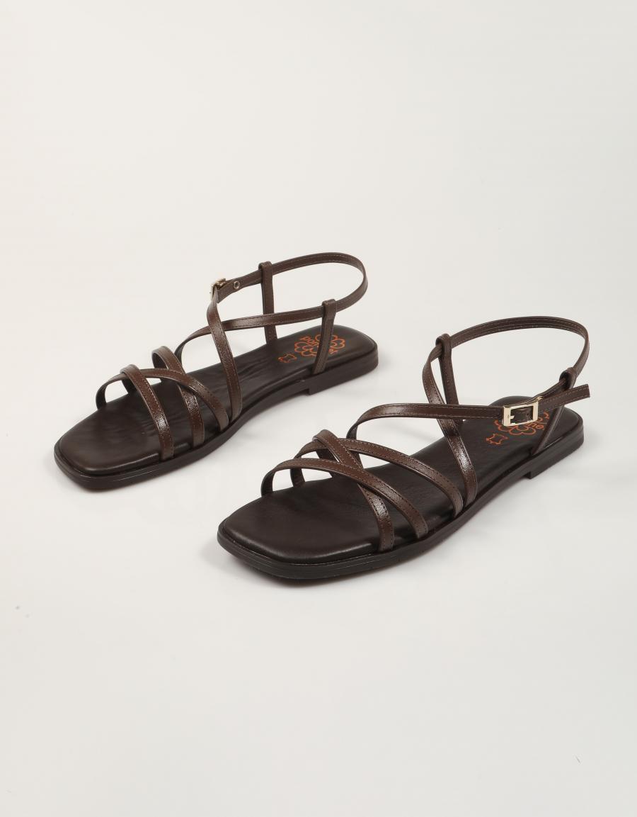SANDALIAS PORRONET SANDALIA TIRAS MOKA en color Marron