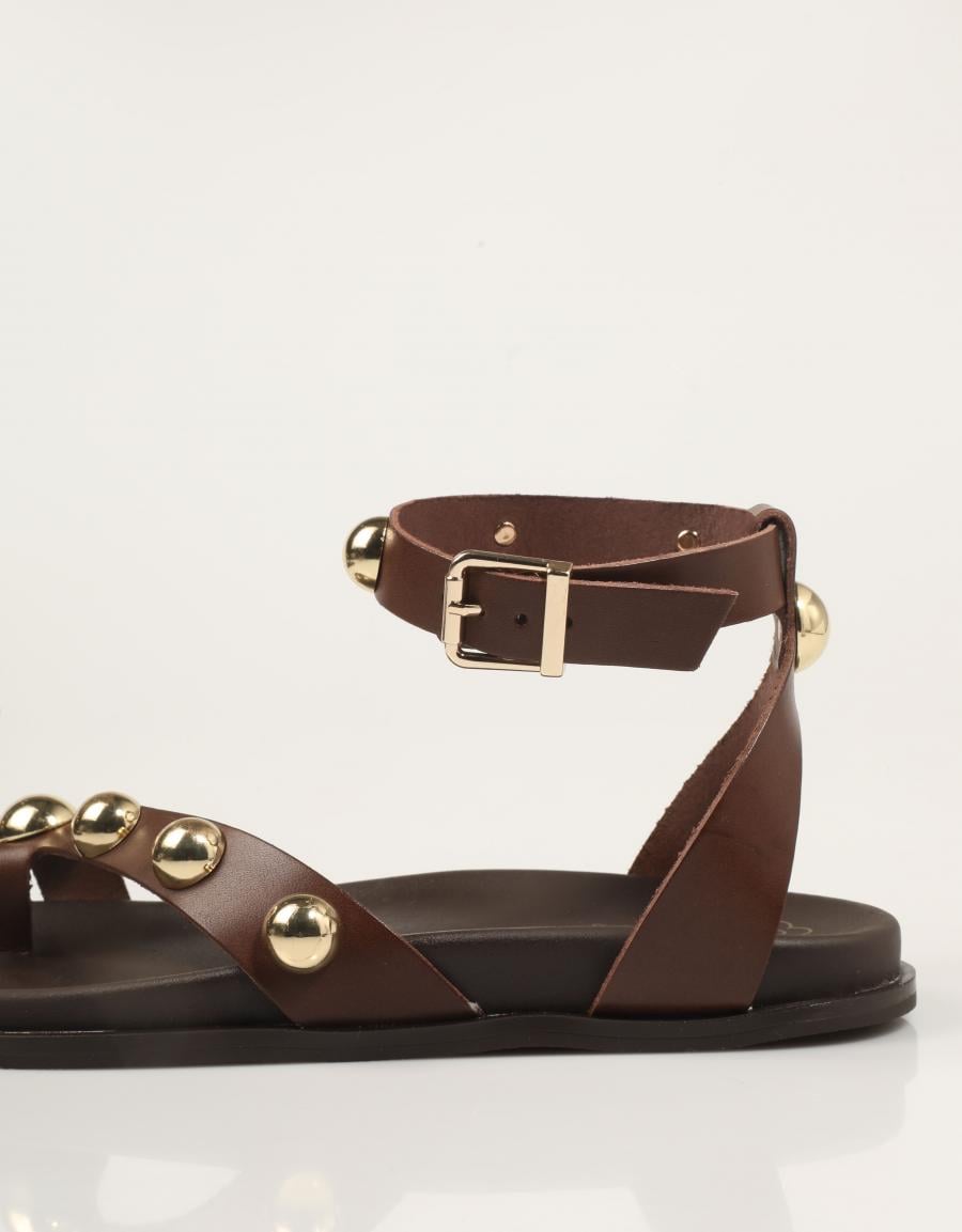 SANDALIAS PORRONET SANDALIA BOLAS REMACHES MOKA en color Marron
