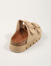 SANDALIAS STAY BIO TEJIDO CAMEL en color Cuero