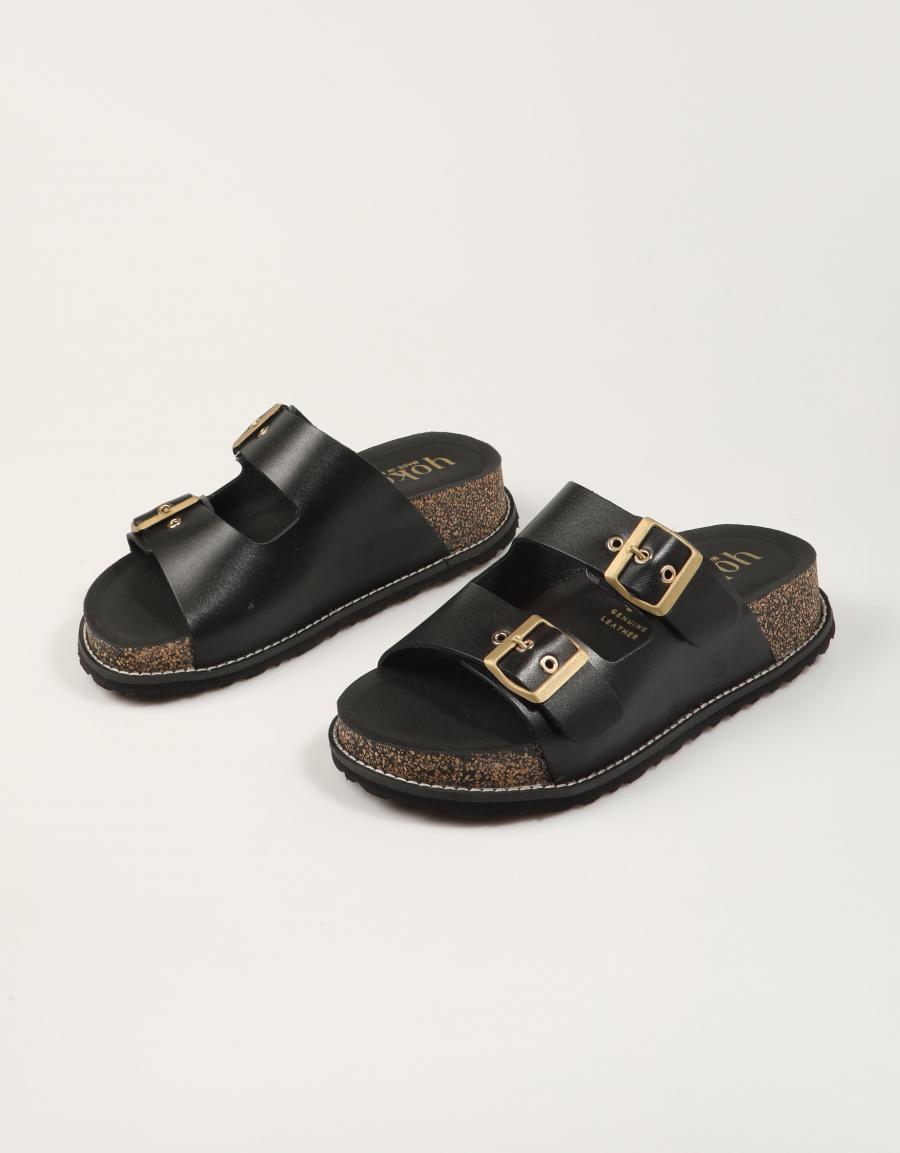 SANDALIAS YOKONO OCA 013 NAPA NEGRO en color Negro
