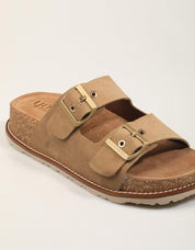 SANDALIAS YOKONO OCA 013 SERR-MUSHROOM en color Beige