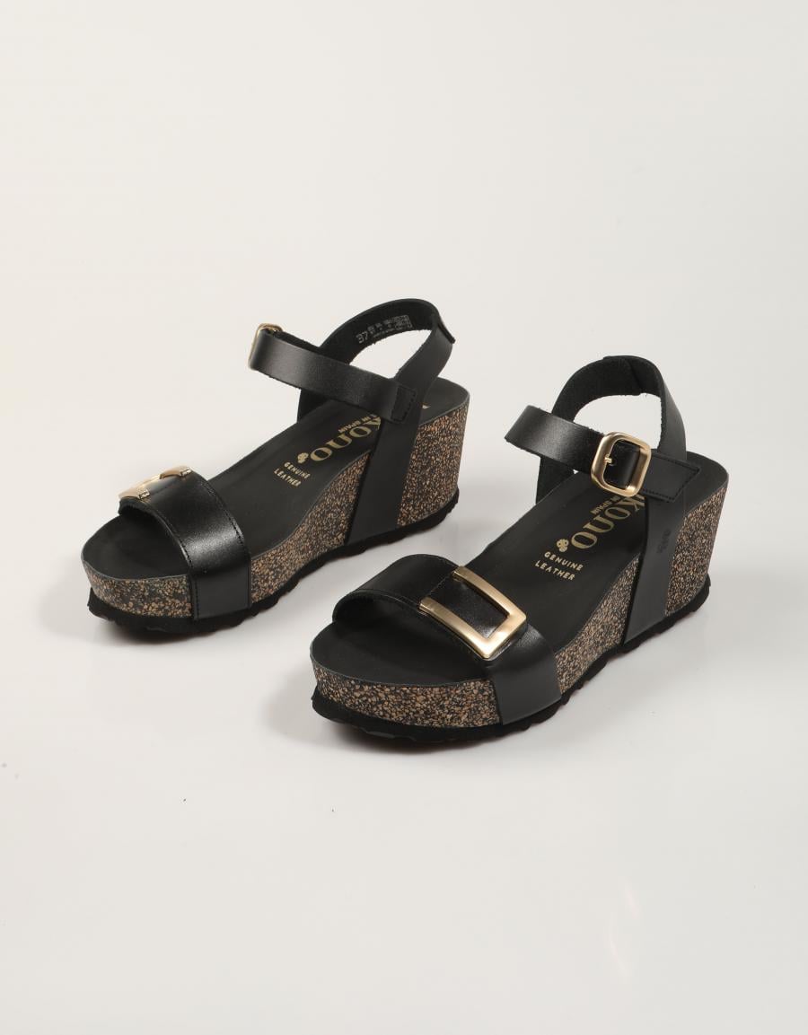 SANDALIAS YOKONO BARI 262 ALASK NEGRO en color Negro