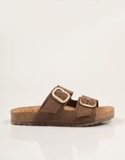 SANDALIAS YOKONO JERBA 700 SERRAJE LODO en color Marron
