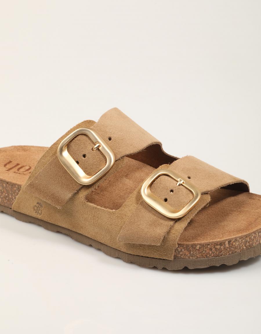 SANDALIAS YOKONO JERBA 700 SERRAJE MUSHROOM en color Beige