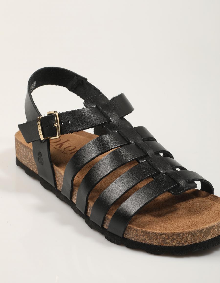 SANDALIAS YOKONO JERBA 260 ALASKA NEGRO en color Negro