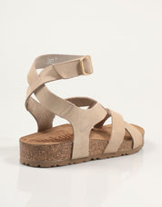 SANDALIAS YOKONO JERBA 261 NOBUCK SAND en color Beige