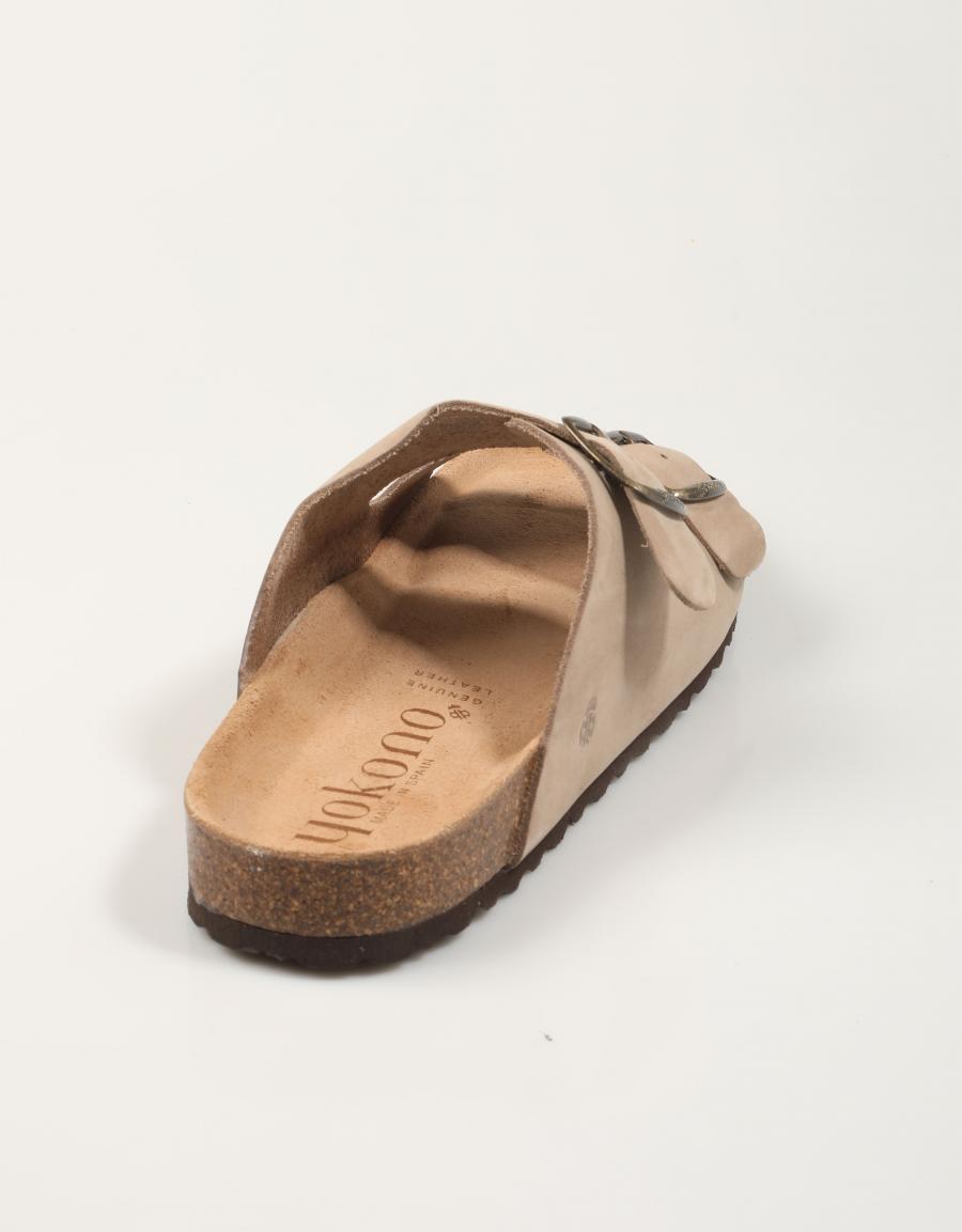 SANDALIAS YOKONO MACAM 150 NOBUCK TAUPE en color Taupe