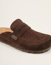ZUECOS YOKONO ZUECO MOCASIN TESTA en color Marron
