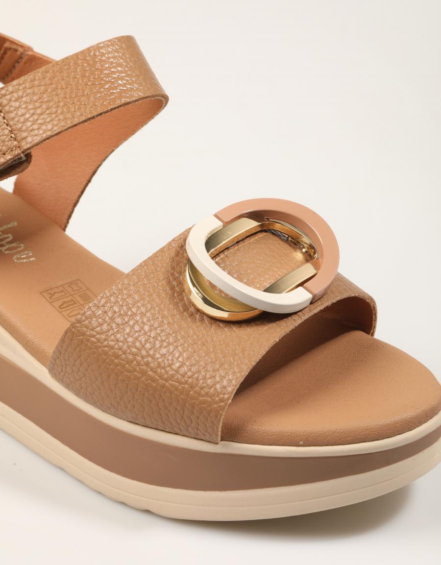 SANDALIAS REBECCA HOPE SANDALIA TAUPE en color Taupe