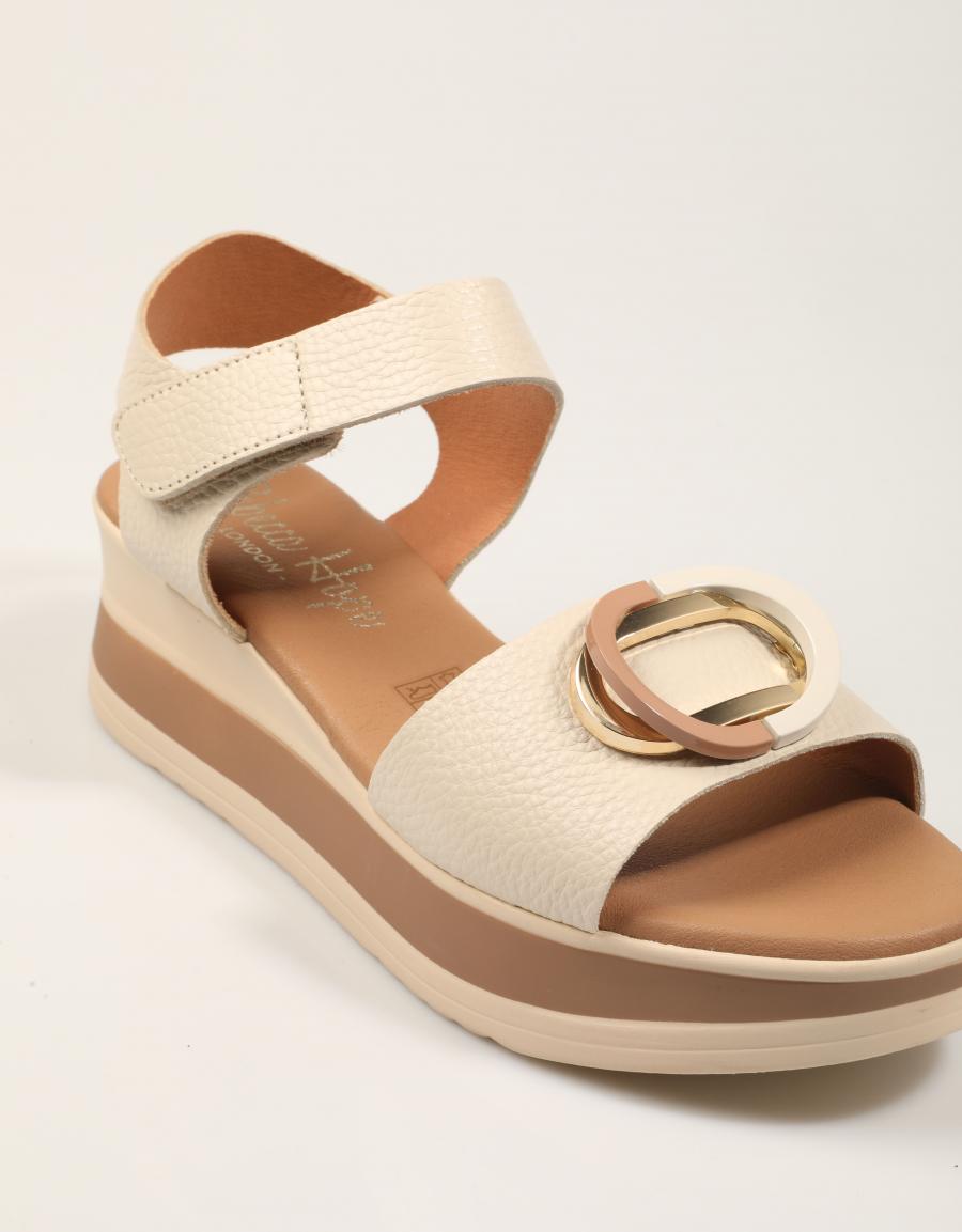 SANDALIAS REBECCA HOPE SANDALIA HIELO en color Hielo