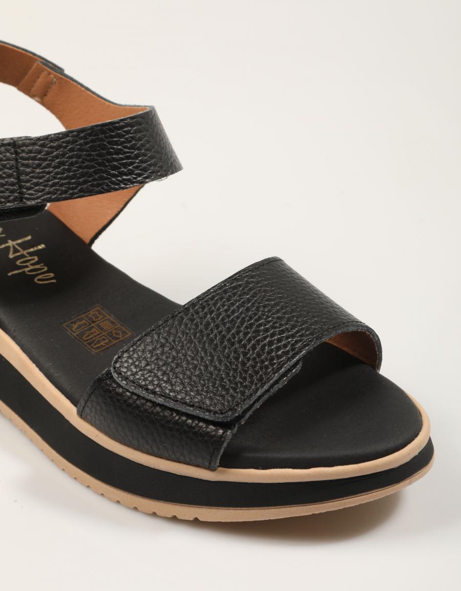 SANDALIAS REBECCA HOPE SANDALIA NEGRO en color Negro