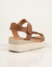 SANDALIAS REBECCA HOPE SANDALIA ROBLE en color Cuero