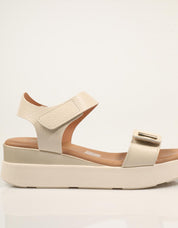 SANDALIAS REBECCA HOPE SANDALIA HIELO en color Hielo