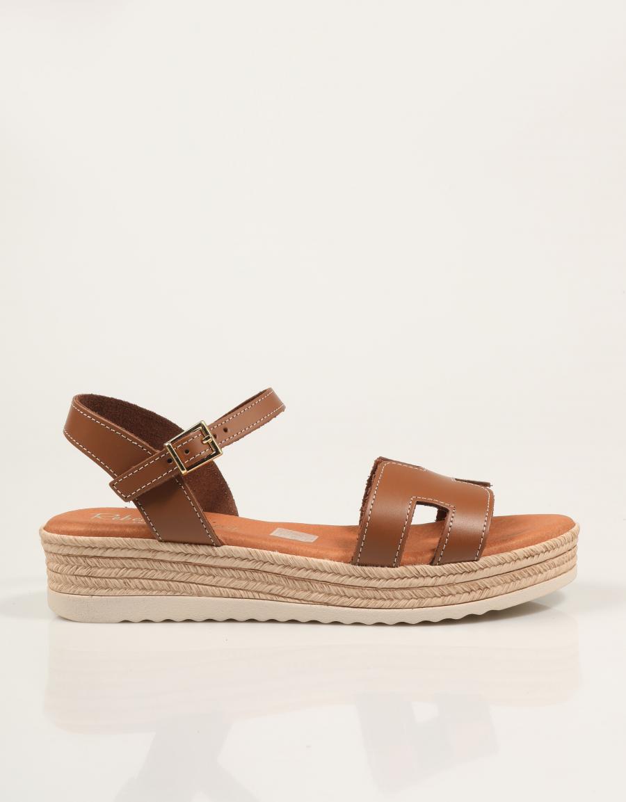 SANDALIAS REBECCA HOPE SANDALIA ROBLE en color Cuero