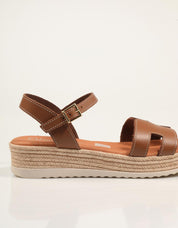SANDALIAS REBECCA HOPE SANDALIA ROBLE en color Cuero