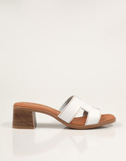 SANDALIAS REBECCA HOPE PALA BLANCO en color Blanco