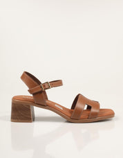 SANDALIAS REBECCA HOPE SANDALIA ROBLE en color Cuero