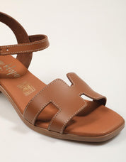 SANDALIAS REBECCA HOPE SANDALIA ROBLE en color Cuero