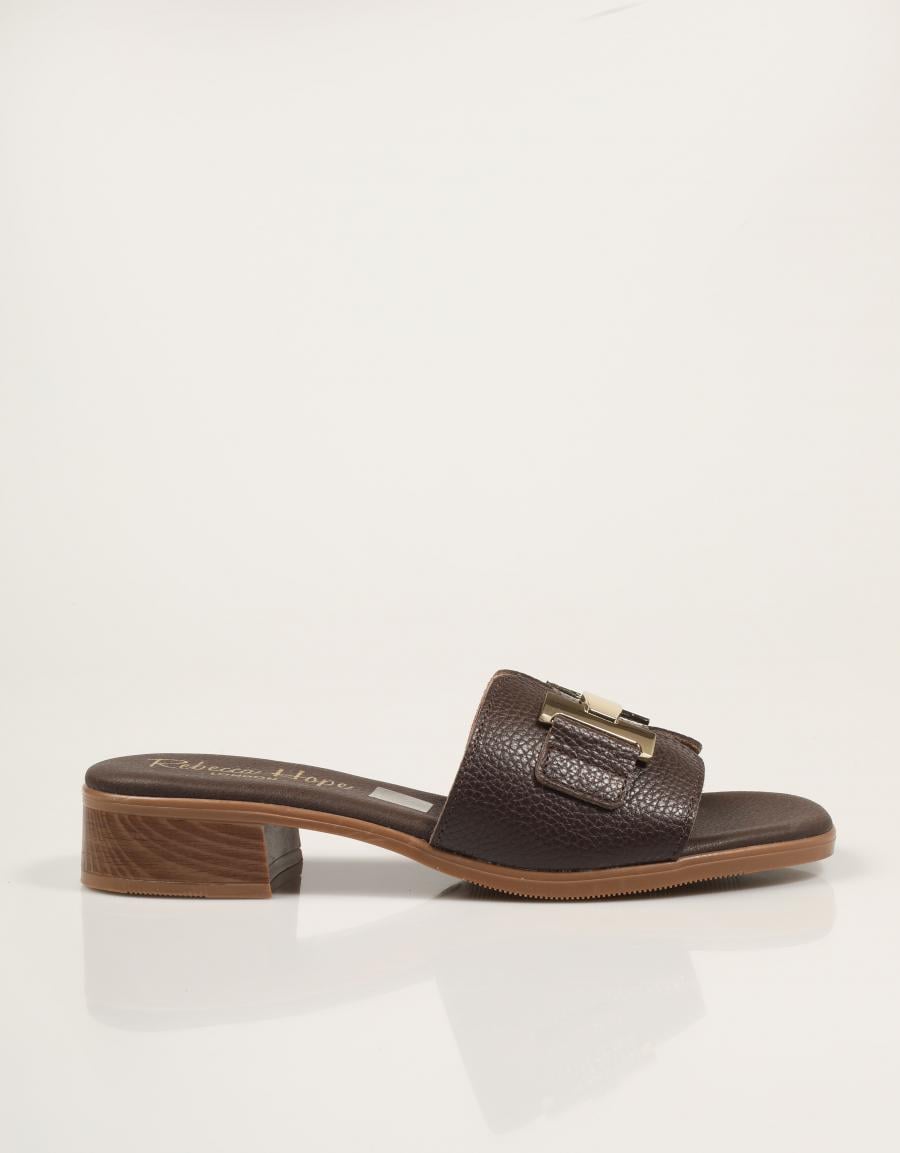 SANDALIAS REBECCA HOPE PALA HEBILLA MARRON en color Marron