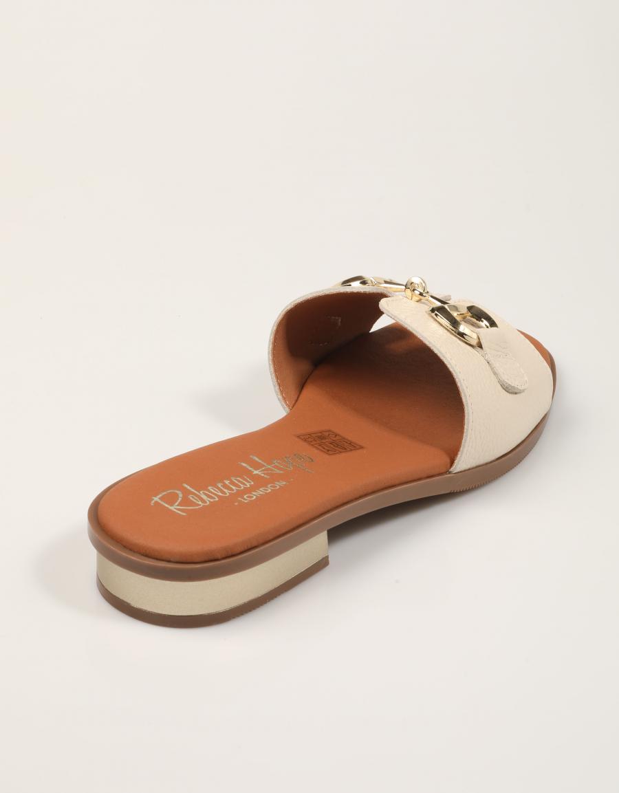 SANDALIAS REBECCA HOPE PALA HEBILLA HIELO en color Hielo
