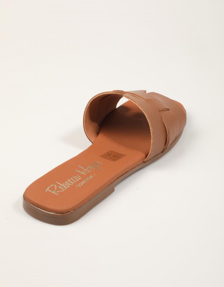 SANDALIAS REBECCA HOPE PALA ROBLE en color Cuero
