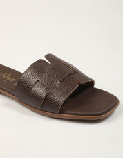 SANDALIAS REBECCA HOPE PALA MARRON en color Marron