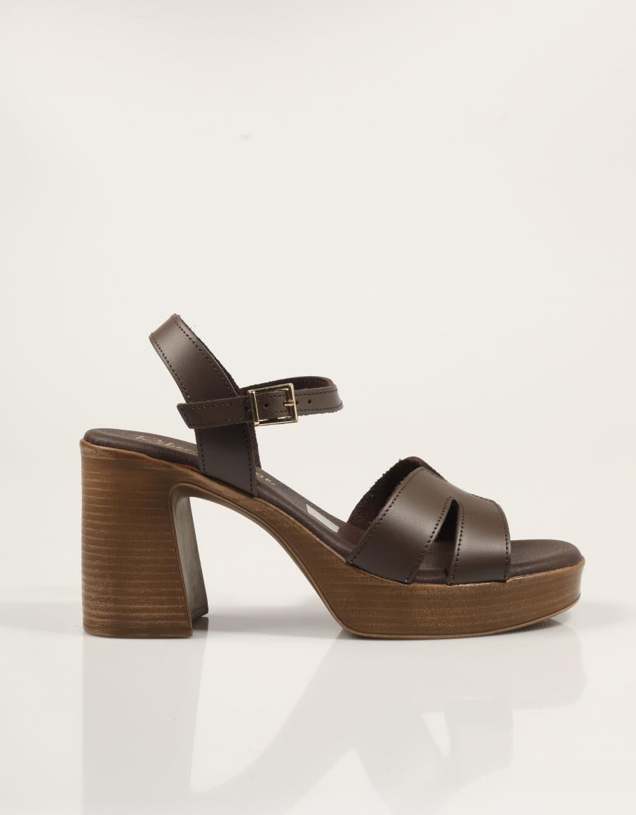 SANDALIAS REBECCA HOPE SANDALIA TACON MARRON en color Marron
