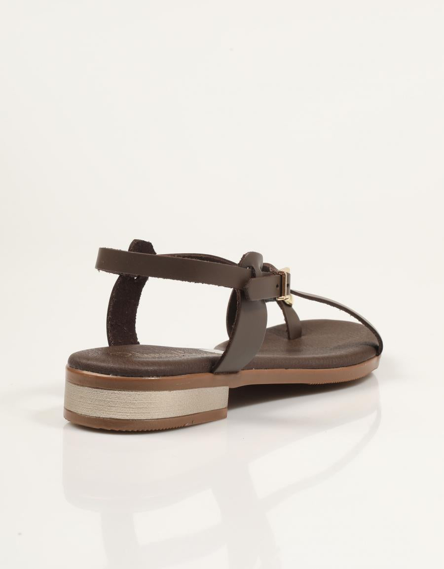 SANDALIAS REBECCA HOPE SANDALIA DEDO MARRON en color Marron