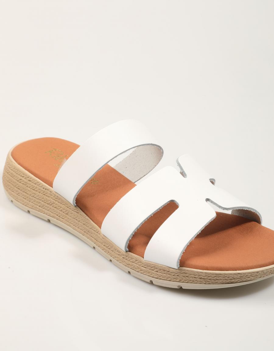 SANDALIAS REBECA HOPE SOLLA BLANCO en color Blanco